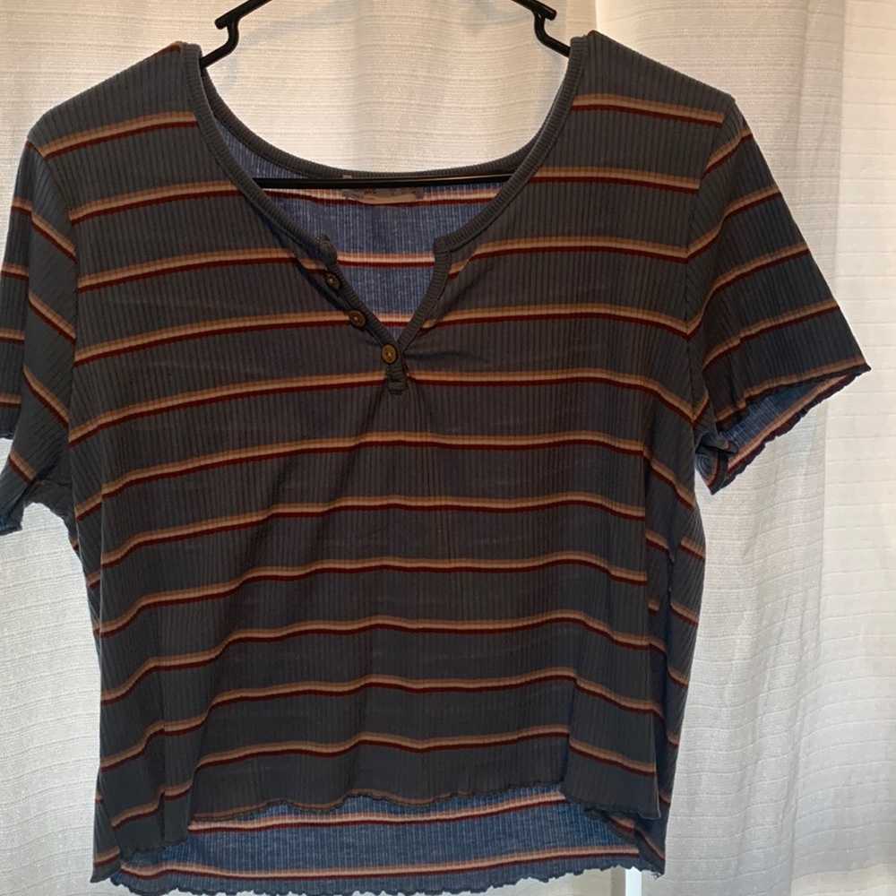 Never worn top, brand : Romwe, size :XL